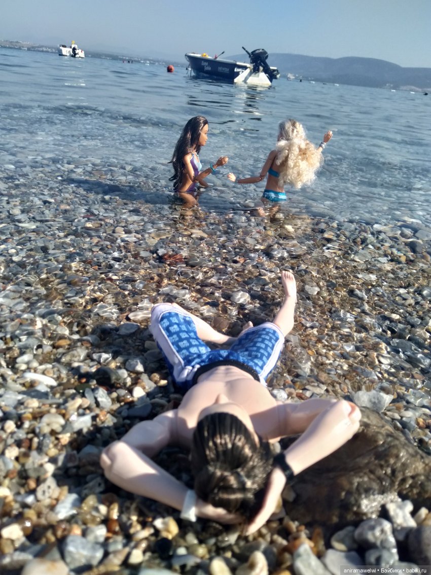 На море — Кукольные фотоистории и сериалы: комиксы