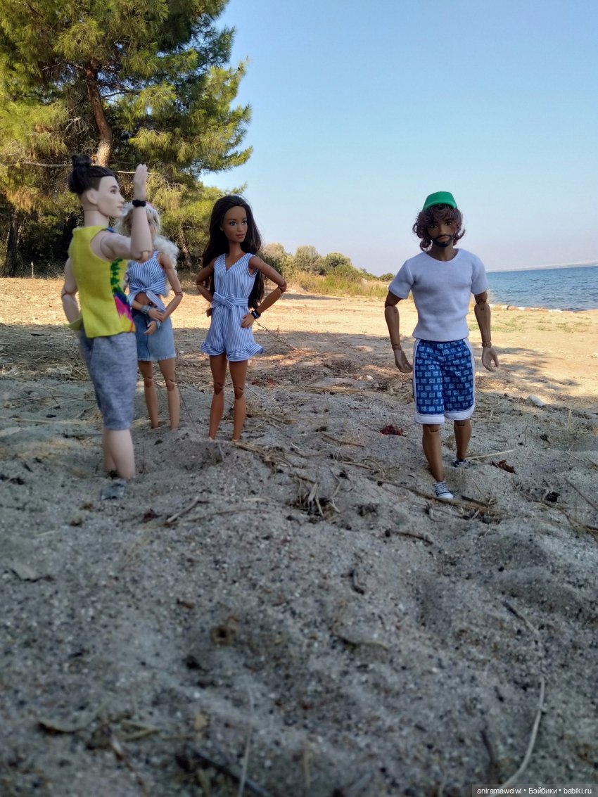 На пляже Алтынкум | Бэйбики На пляже Алтынкум — Кукольные фотоистории и сериалы: комиксы (фото 2)