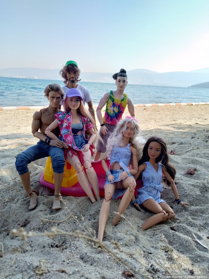 На пляже Алтынкум | Бэйбики На пляже Алтынкум — Кукольные фотоистории и сериалы: комиксы