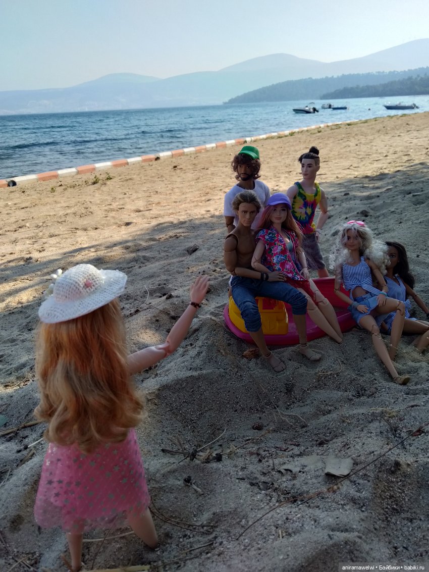 На пляже Алтынкум | Бэйбики На пляже Алтынкум — Кукольные фотоистории и сериалы: комиксы