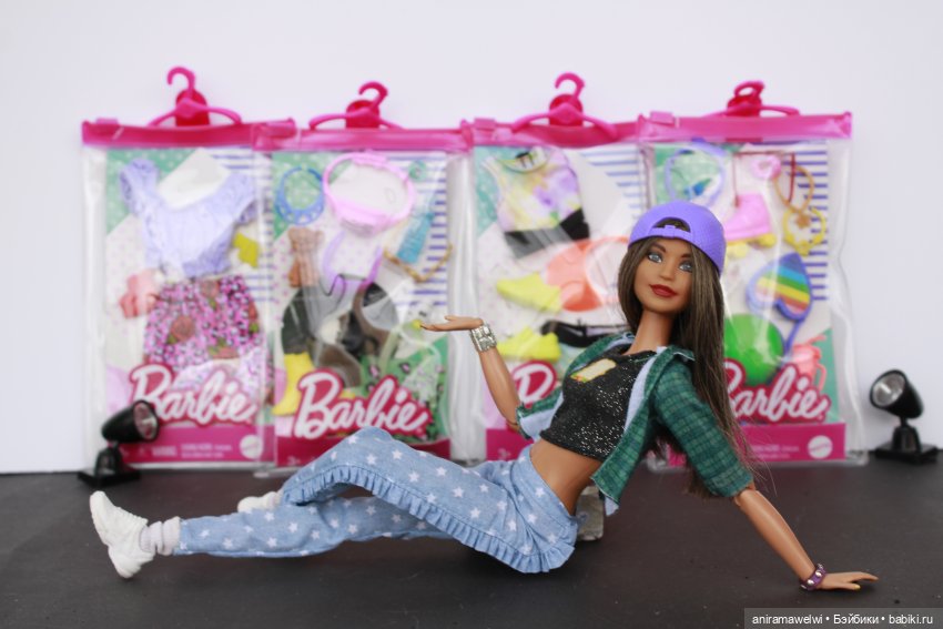 Что-то новенькое — Куклы Barbie (Барби): Looks