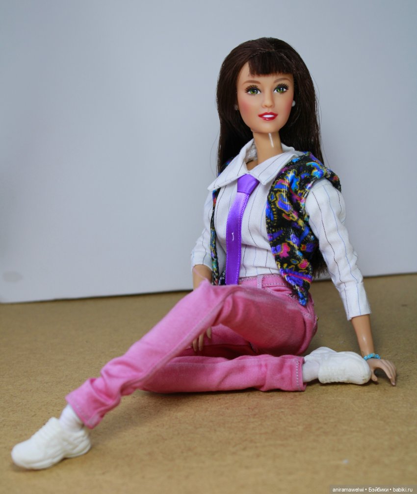 Бренда Уолш из культового сериала Beverly Hills 90210