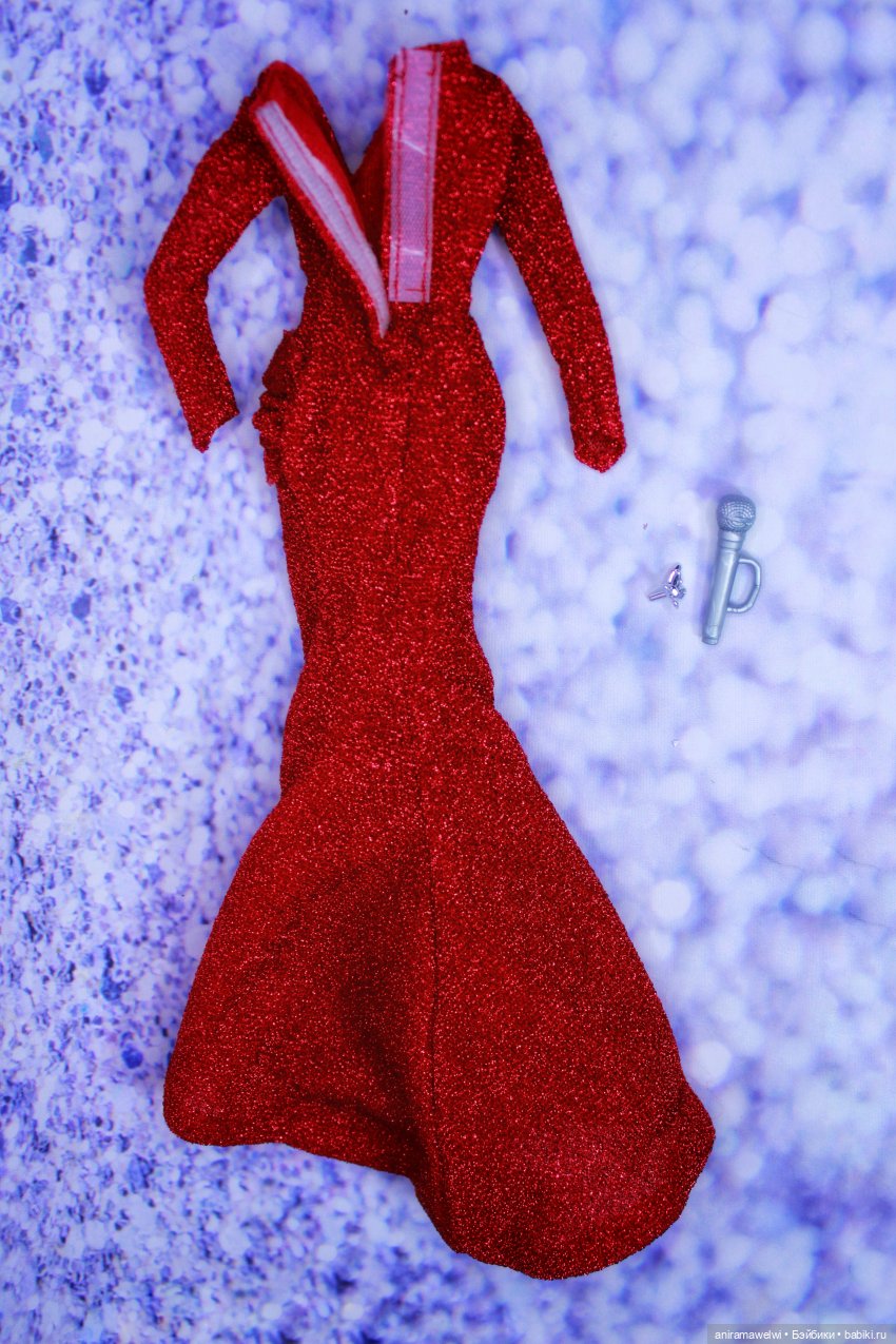 Barbie Mariah Carey – All I Want for Christmas Is You - Обзор