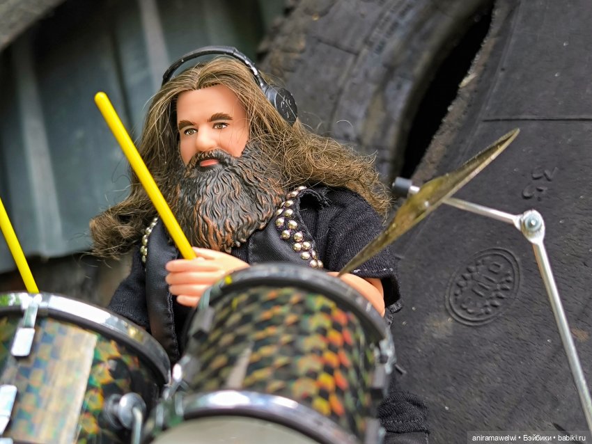 Раскачаем этот мир! Назгулы