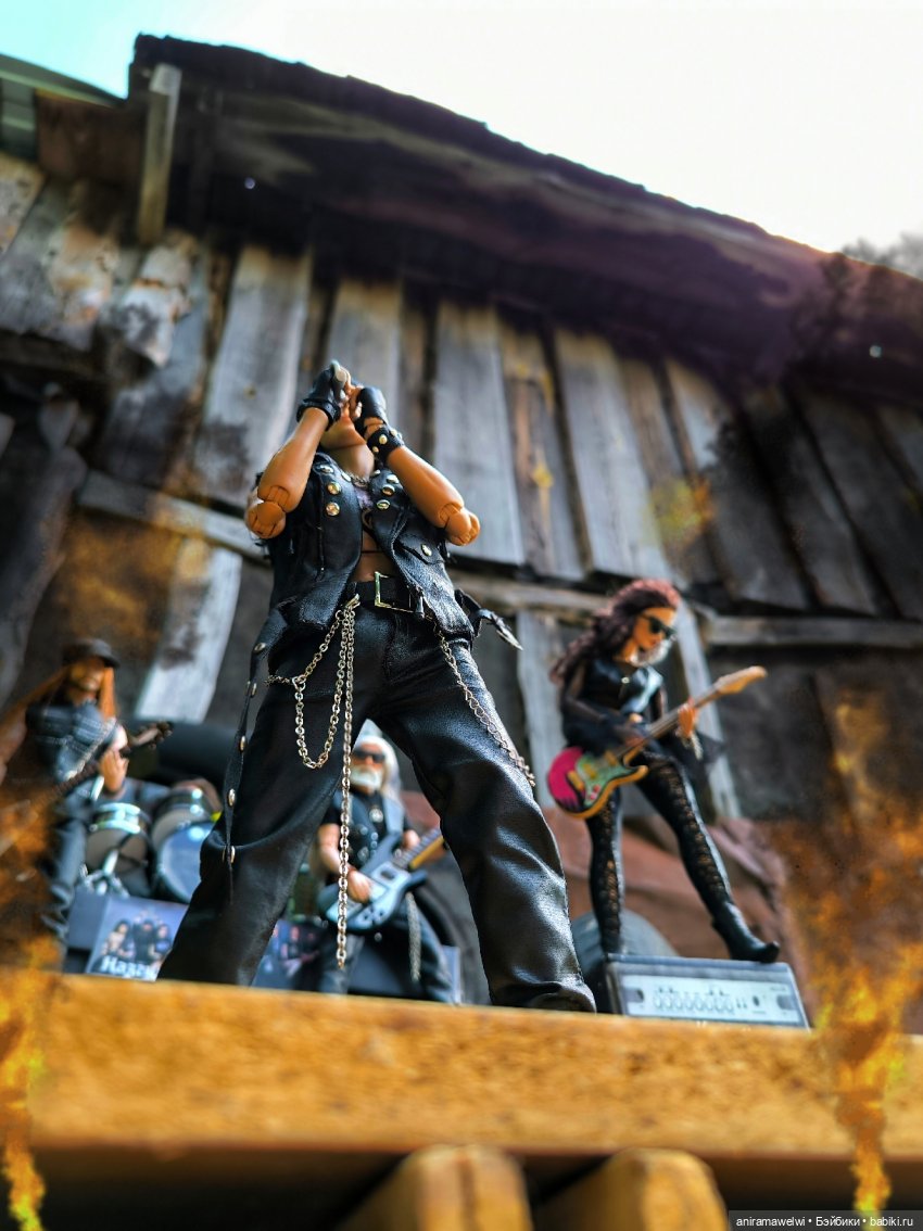 Раскачаем этот мир! Назгулы