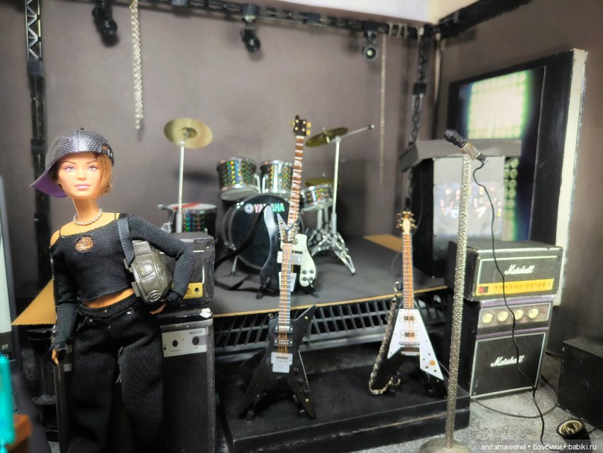 Гардероб для новенькой — Одежда и обувь для кукол своими руками: фото (фото 4)