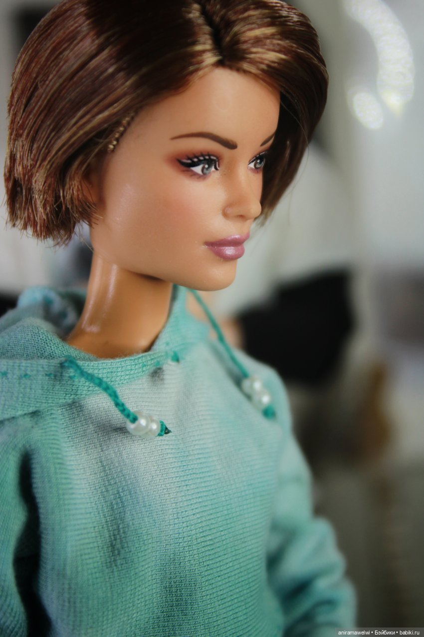 Громова посвещают в дело с краденой гитарой (фото 7)