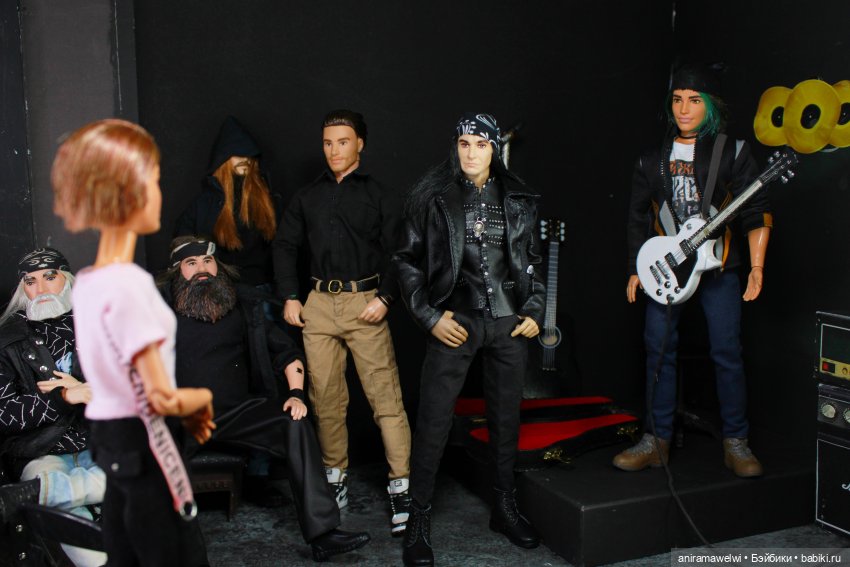 Встреча лицом к лицу — Кукольные фотоистории и сериалы: комиксы