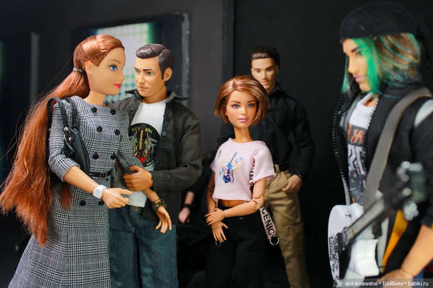 Встреча лицом к лицу — Кукольные фотоистории и сериалы: комиксы