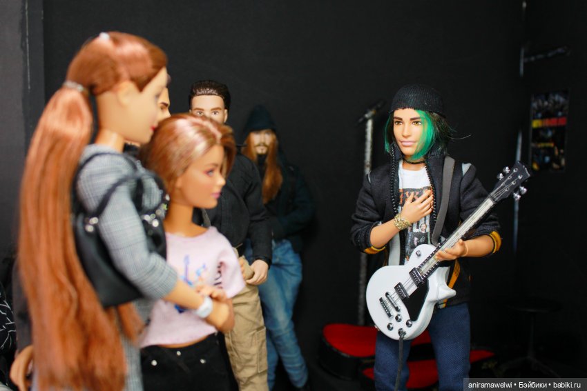 Встреча лицом к лицу — Кукольные фотоистории и сериалы: комиксы