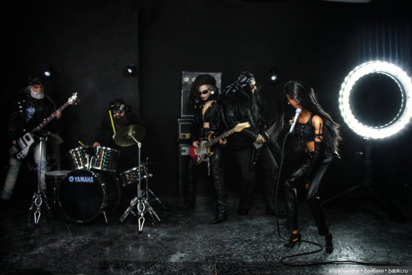 Nazgul feat Aaliyah Back in black AC/DC cover