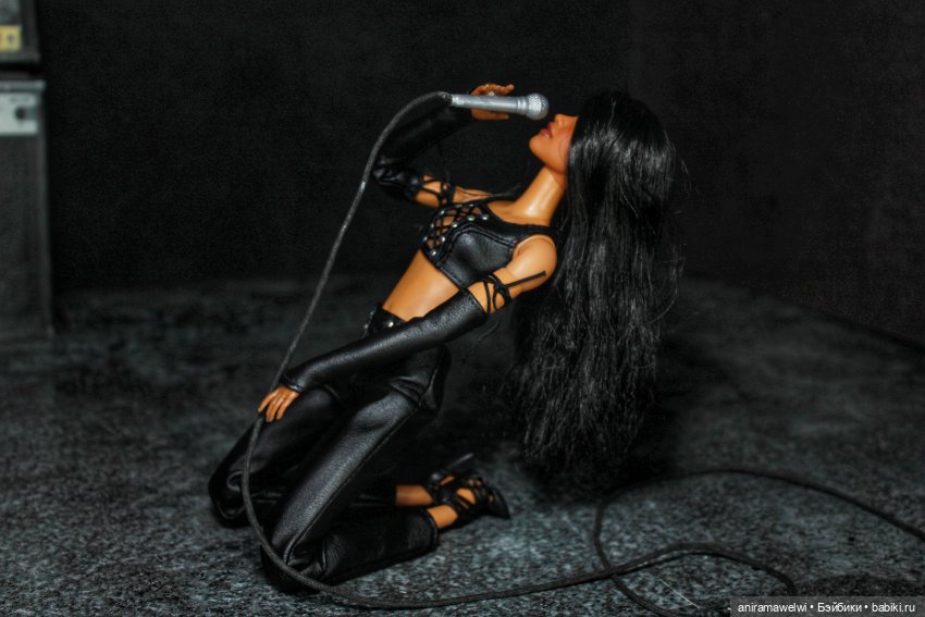 Nazgul feat Aaliyah Back in black AC/DC cover