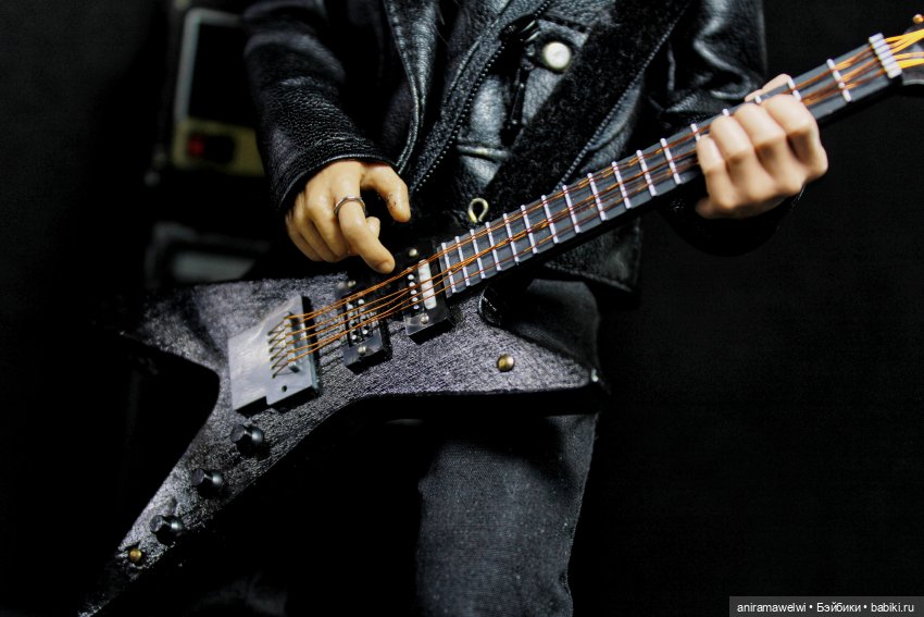 Nazgul feat Aaliyah Back in black AC/DC cover