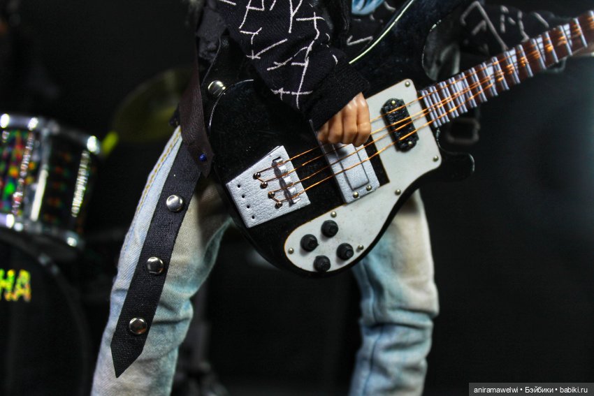 Nazgul feat Aaliyah Back in black AC/DC cover