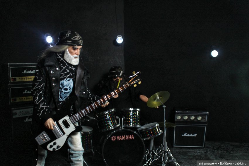 Nazgul feat Aaliyah Back in black AC/DC cover