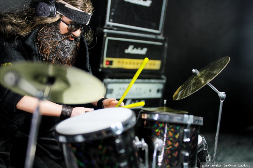 Nazgul feat Aaliyah Back in black AC/DC cover