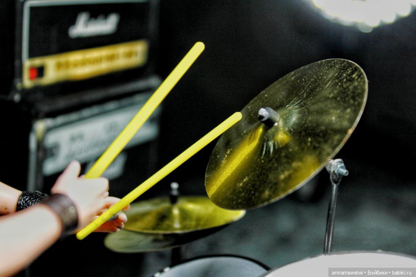 Nazgul feat Aaliyah Back in black AC/DC cover (фото 3)