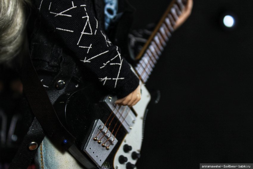 Nazgul feat Aaliyah Back in black AC/DC cover