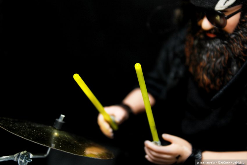 Nazgul feat Aaliyah Back in black AC/DC cover