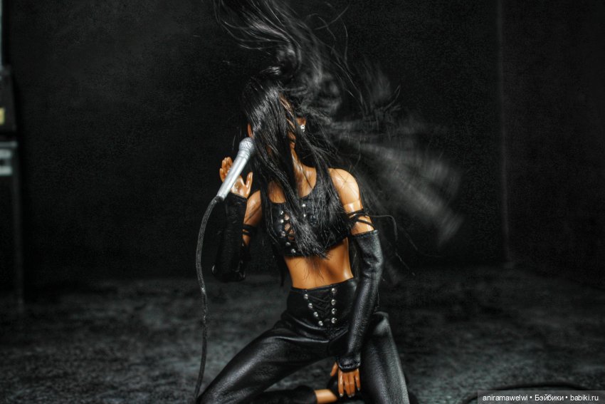 Nazgul feat Aaliyah Back in black AC/DC cover