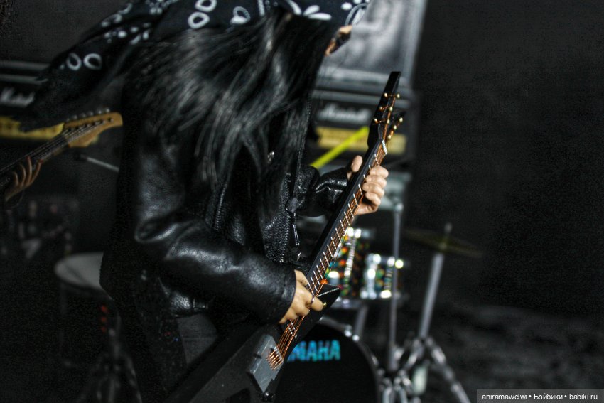 Nazgul feat Aaliyah Back in black AC/DC cover