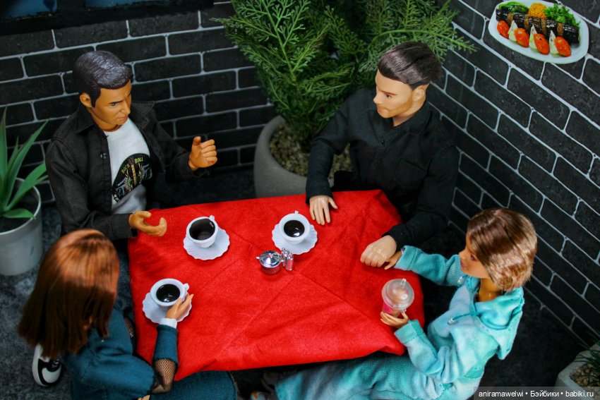 Решающий разговор — Кукольные фотоистории и сериалы: комиксы