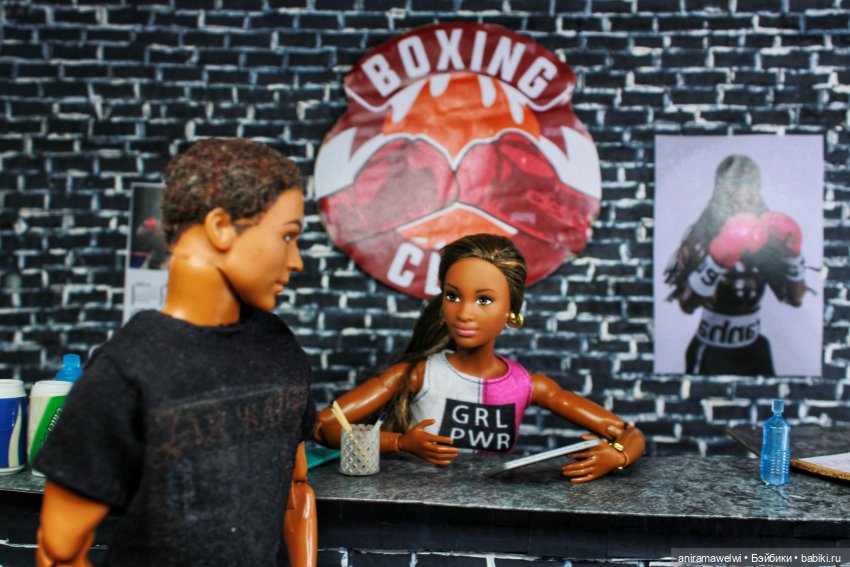 Кайрон видит Высотина на тренировке