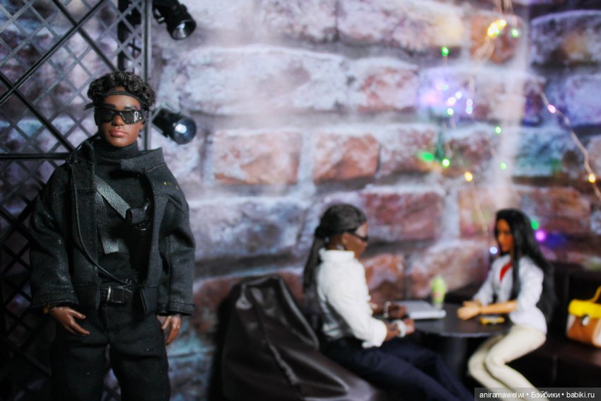 Ловушка для Алии — Кукольные фотоистории и сериалы: комиксы