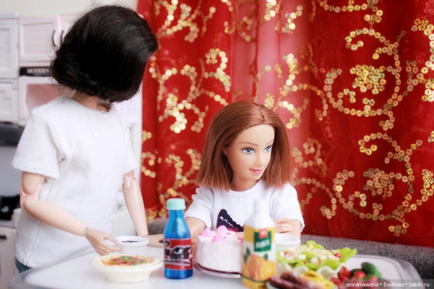 Друзья Саши. Люси топит за Макса