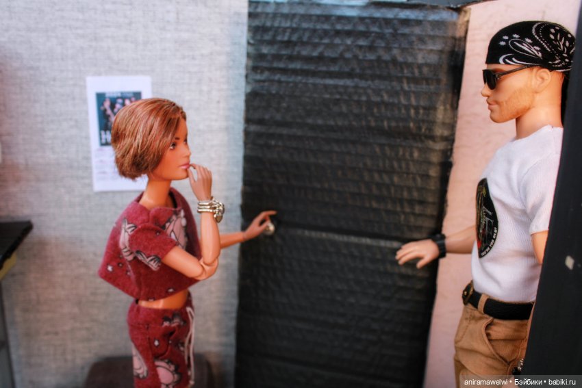 Встреча в прихожей Рампсов