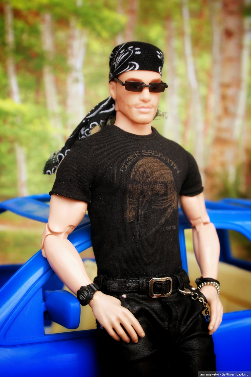 Лицом к лицу с болью — Кукольные фотоистории и сериалы: комиксы