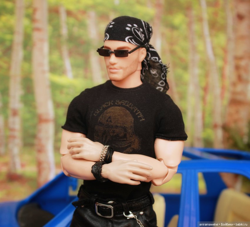 Лицом к лицу с болью — Кукольные фотоистории и сериалы: комиксы