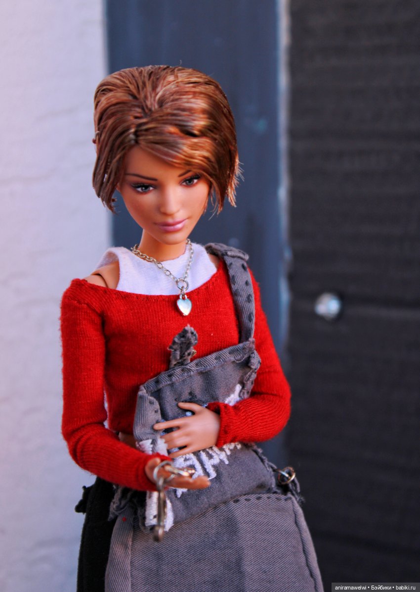 Холодная тишина за дверью