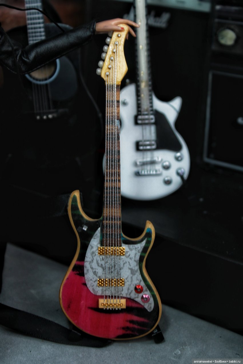 Назгулы рассказывают о своих гитарах