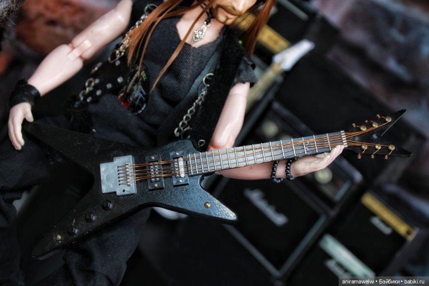 Назгулы рассказывают о своих гитарах