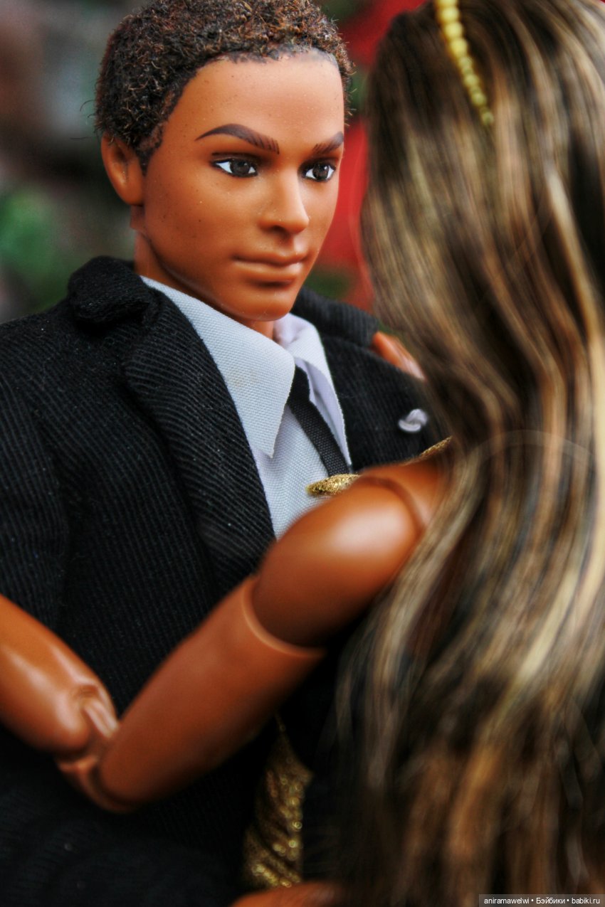 На сцене хищника — Кукольные фотоистории и сериалы: комиксы