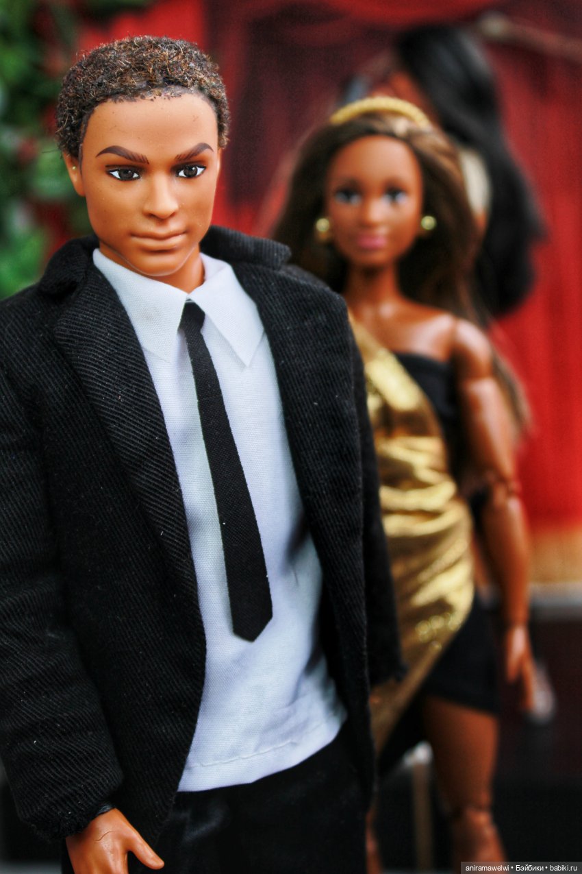 На сцене хищника — Кукольные фотоистории и сериалы: комиксы