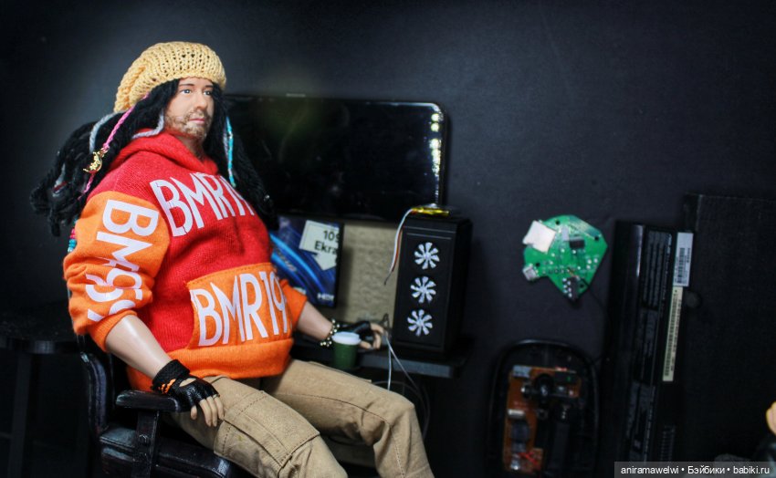 Hard Reboot — Кукольные фотоистории и сериалы: комиксы