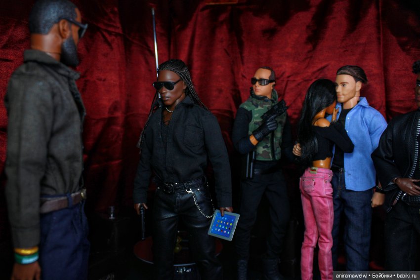 Hard Reboot — Кукольные фотоистории и сериалы: комиксы (фото 6)