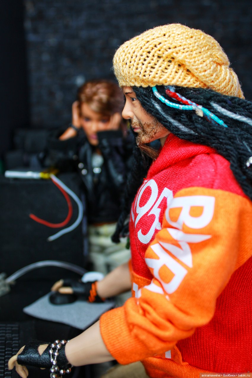 Hard Reboot — Кукольные фотоистории и сериалы: комиксы