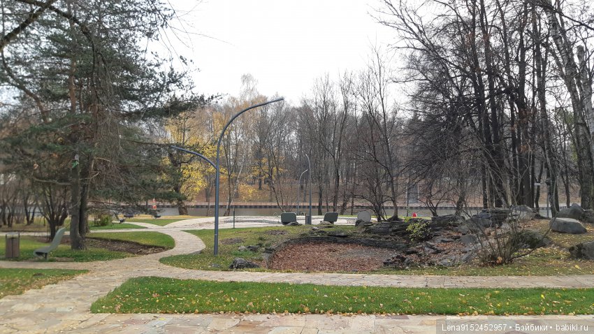 За последними красками осени