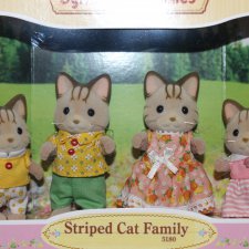 Семья Полосатых Кошек набор Sylvanian Families, новые