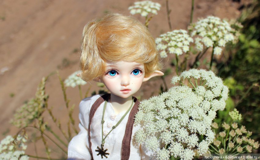 По лету босиком шагая... Как эльф и ведьмочка счастье по полям, лесам, да садам искали