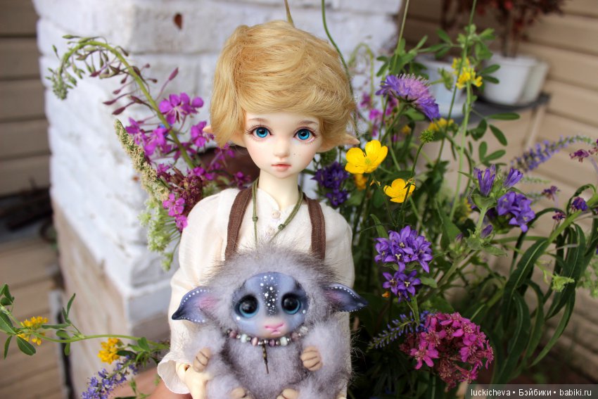 По лету босиком шагая... Как эльф и ведьмочка счастье по полям, лесам, да садам искали