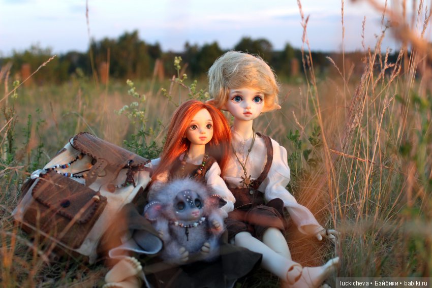 По лету босиком шагая... Как эльф и ведьмочка счастье по полям, лесам, да садам искали