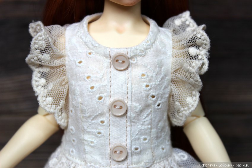 Когда новое платье для любимой куклы - большая радость! Экспромт - фотосессия моей BJD Шарлотты, а также двух девочек -