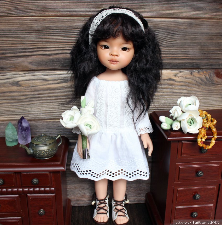 Кое-что из жизни Мэй. Наши новые игрушечные жители, белоцветочно-портретная фотосессия и размышления о сестре-одномолднице