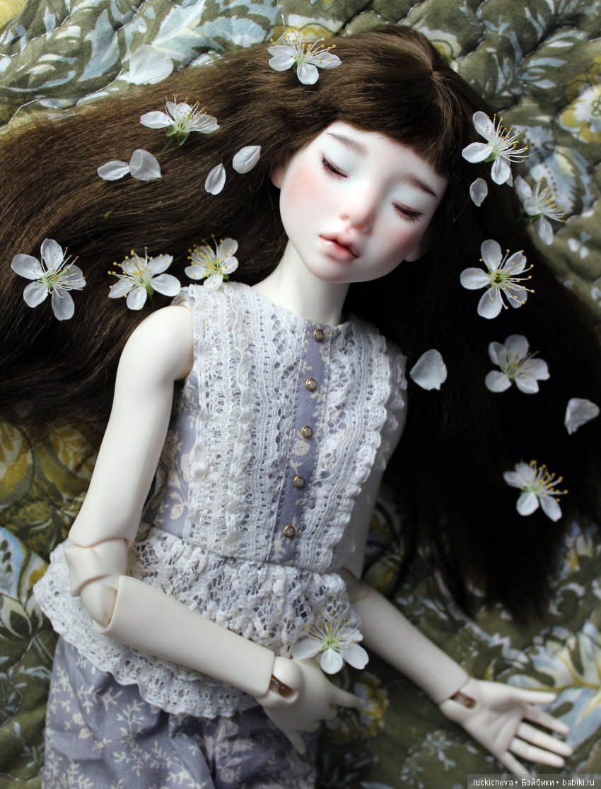 Файлин - весенняя фея. Цвет весны, белоснежно-нежный, прекрасный и быстротечный