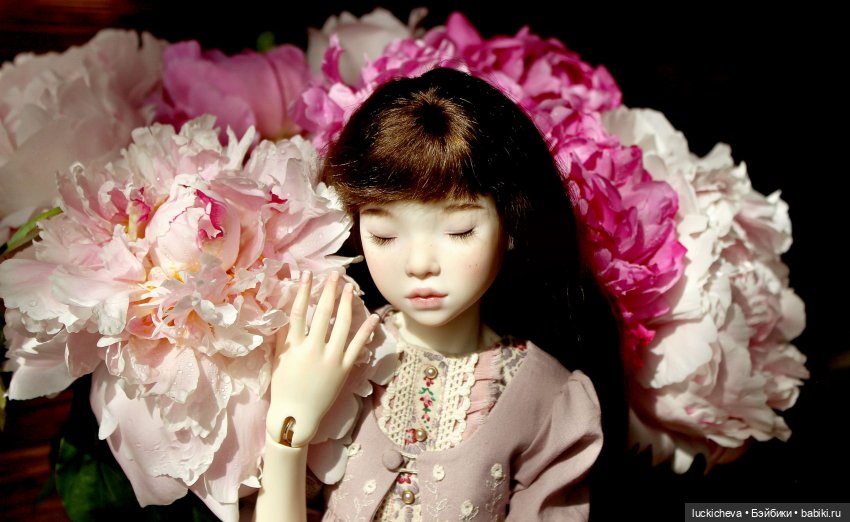 Файлин, Шикарная Пионовость и Пионовая Шикарность