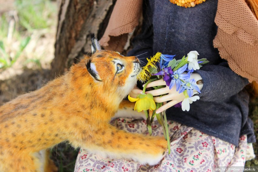 Файлин, рыська и первый весенний букет